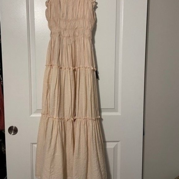 My Sweet Side Pale Blush Tiered Ruffled Maxi Dress NWT - Picture 4 of 5